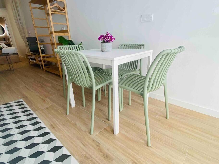 Nice & Cozy Flat Close The Beach 발렌시아 외부 사진